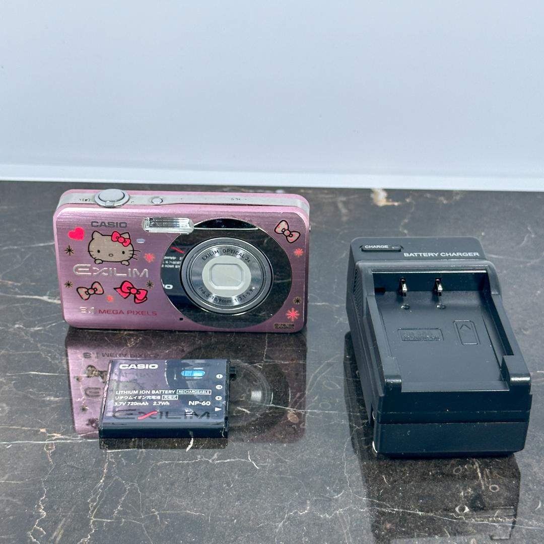 CASIO EXILIM EX-Z80 ピンク　ハローキティモデル②