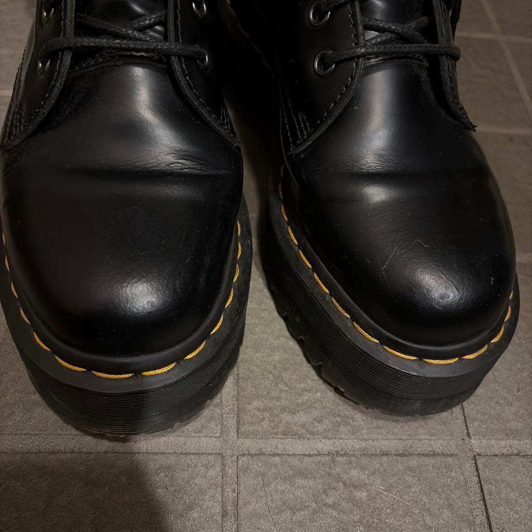 Dr. Martens ８ホール　厚底