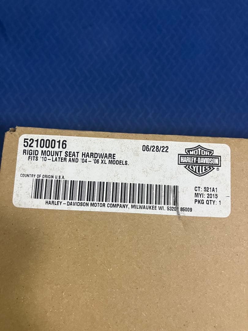 新品　ハーレー　スポーツスター　シート　リジットマウントサドルインストールキット