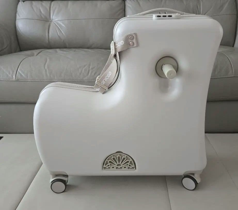 乗れるキッズキャリー　のりっこ