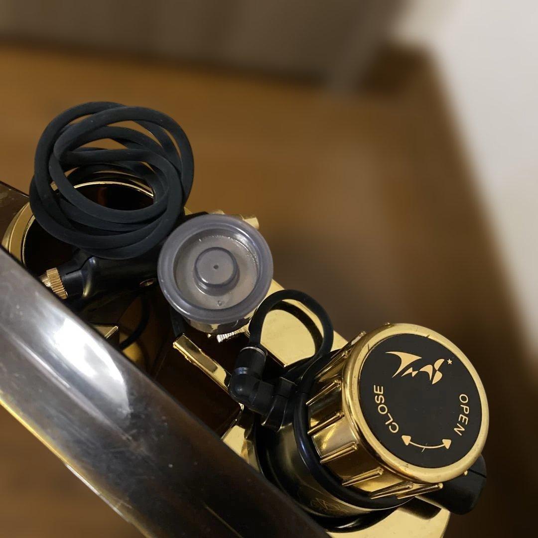 VIVO 炭酸ボンベ　ブラック/ゴールド