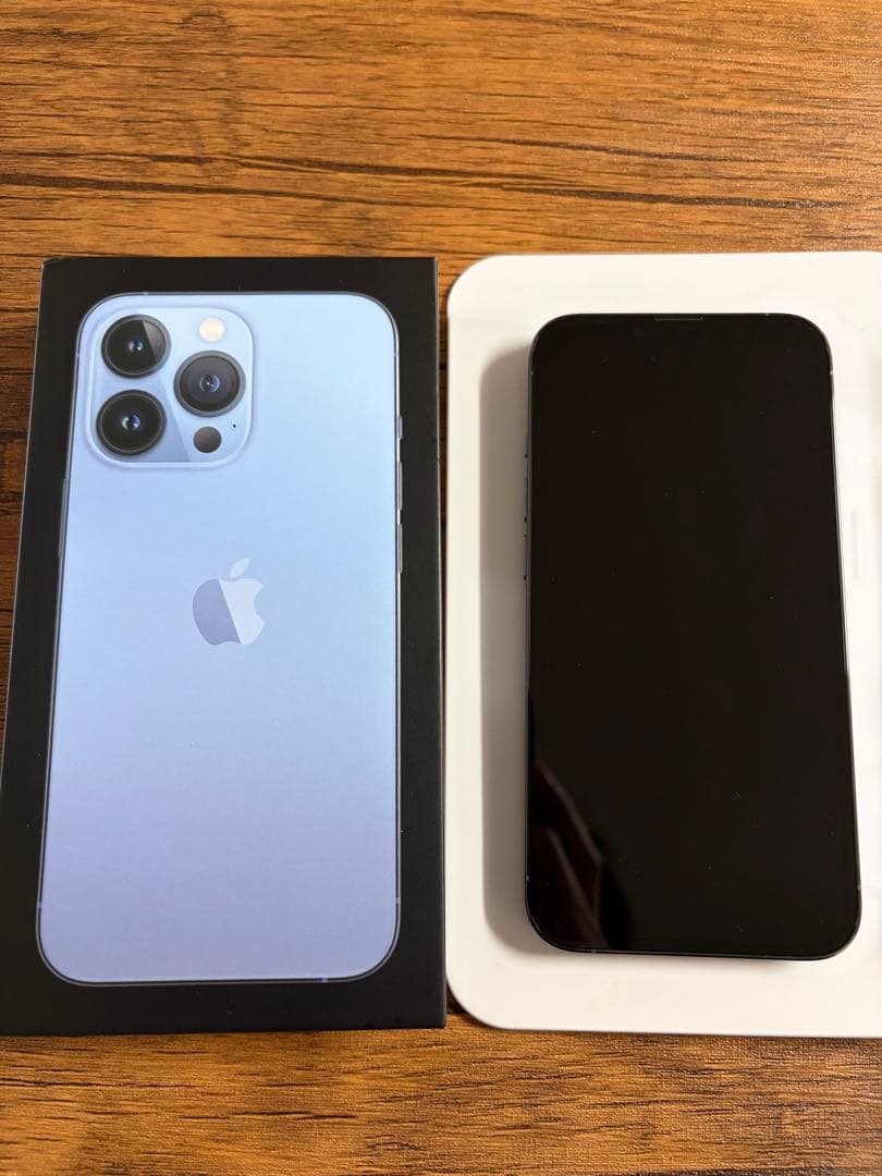 【美品】 iPhone 13 Pro 256GB シエラブルー　本体