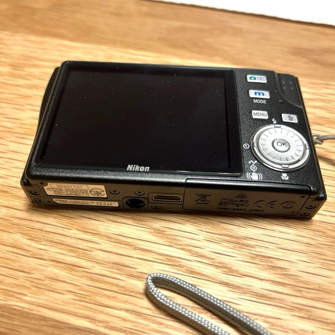 Nikon COOLPIX S7c コンパクトデジタルカメラ