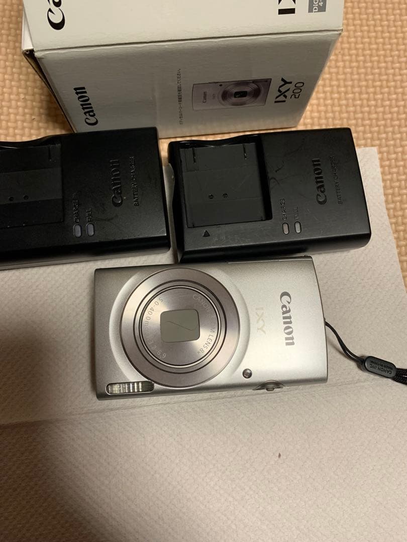 Canon IXY200 とCasio Exilim EX-S10 まとめ売り
