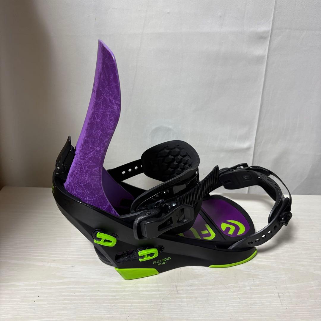 FLUX CV スノーボード ビンディング FLUX カービング パウダー 雪山