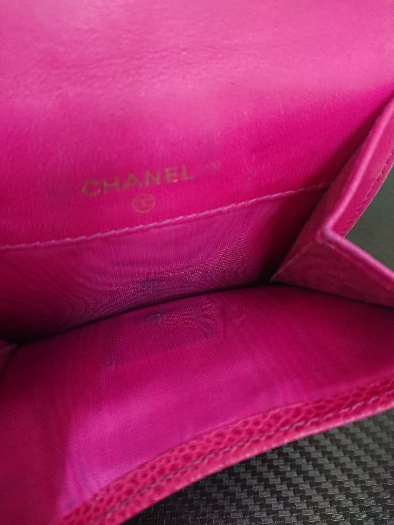 B レア シャネル CHANEL ココマーク キャビアスキン 二つ折り財布