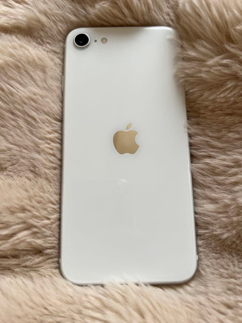 Apple iPhone SE2 ホワイト 64GB SIMフリー 値下げ不可