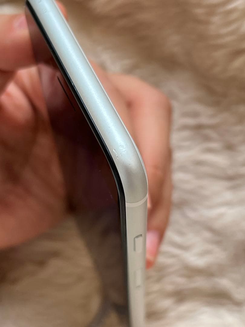 Apple iPhone SE2 ホワイト 64GB SIMフリー 値下げ不可