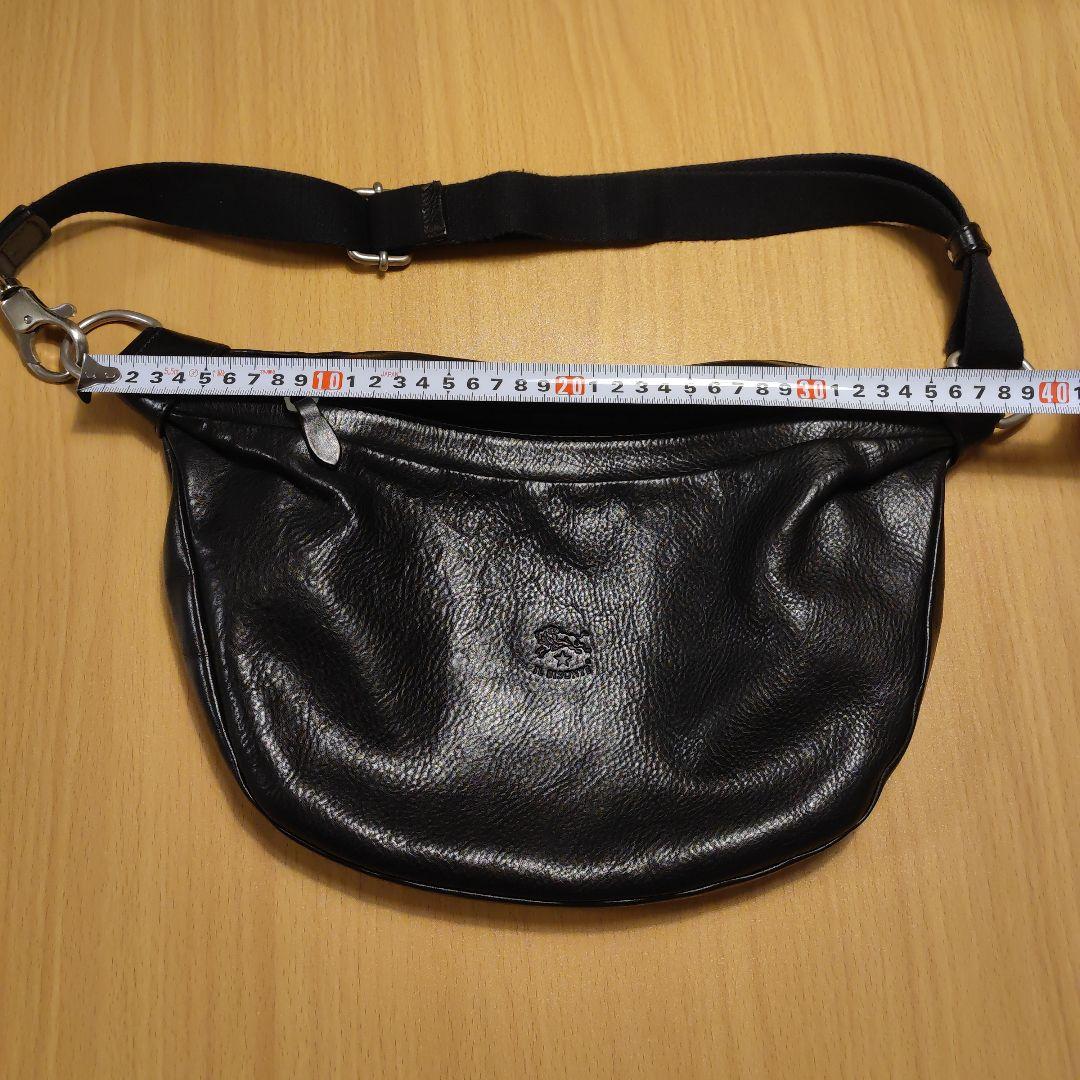 イルビゾンテ　ボディバッグ　ショルダー　ブラック　レザー