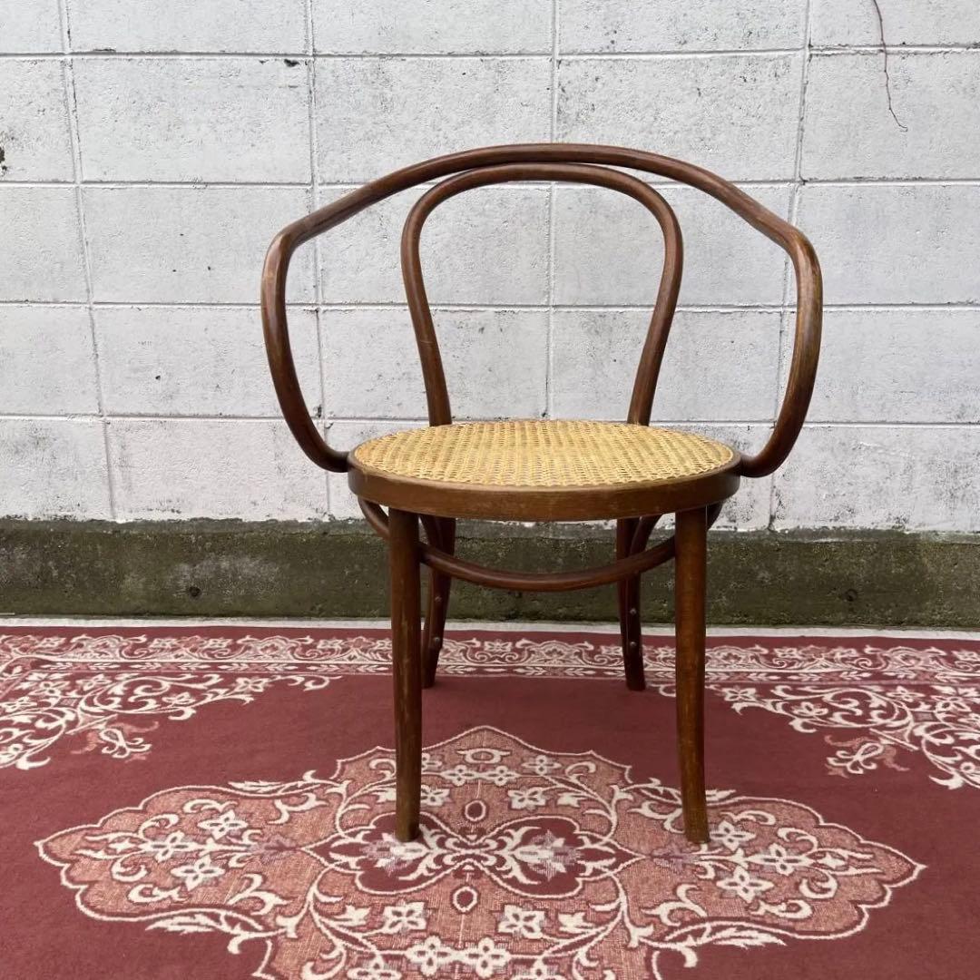ビンテージ古家具◾️ZMG Radomsko社 ベントウッドアームチェア 曲木椅子