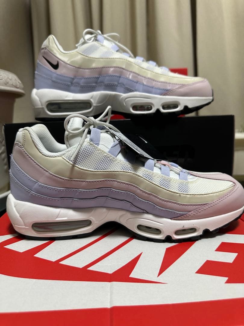 【未使用】Nike Air Max 95 ホワイト/ラベンダー