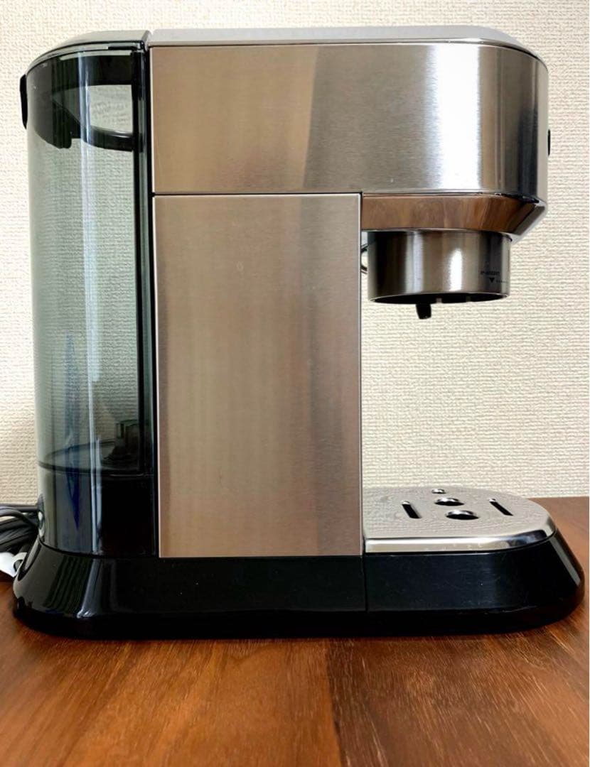 デロンギ　デディカ　エスプレッソ・カプチーノメーカー　EC680