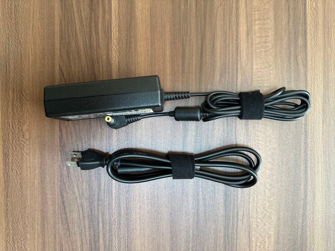 LIFEBOOK FMVW3AB11 ノートPC 本体