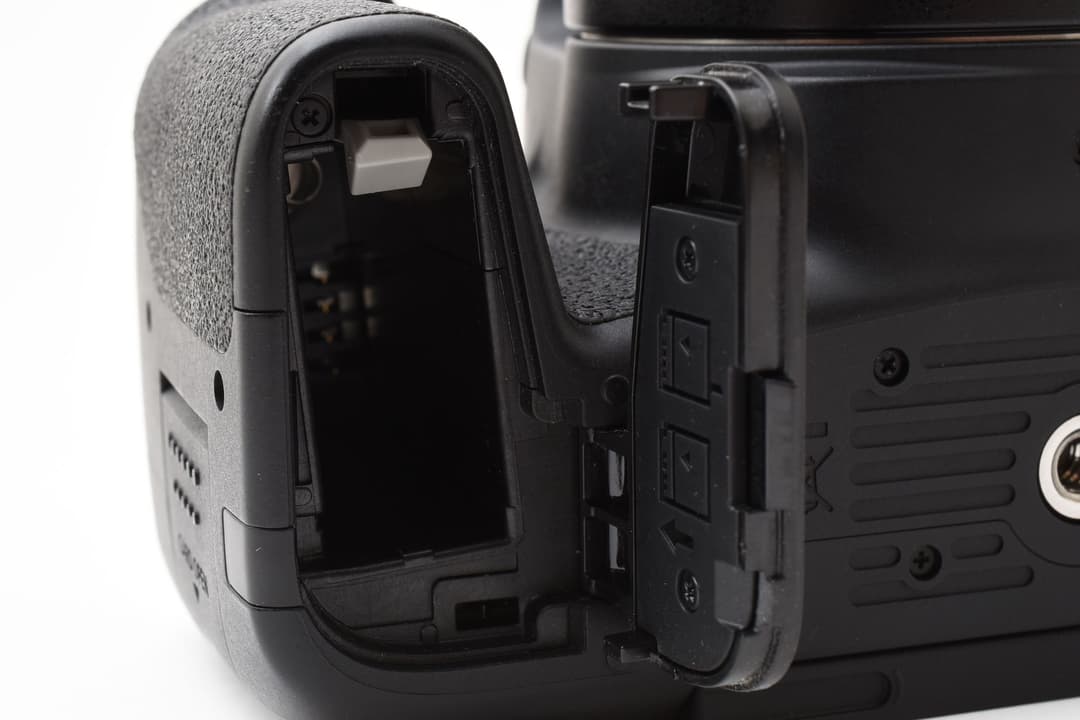 超美品 Canon キャノン EOS Kiss X10i Wi-Fi #7647