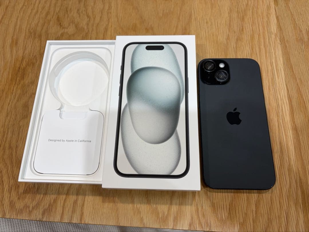 Apple iPhone15 128GB ブラック 本体