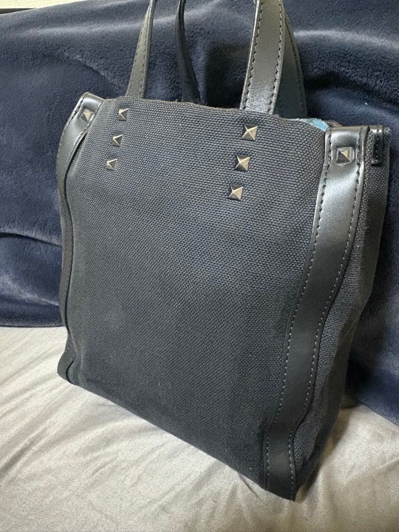 t*t様 VALENTINO VLTN ブラックトートバッグ