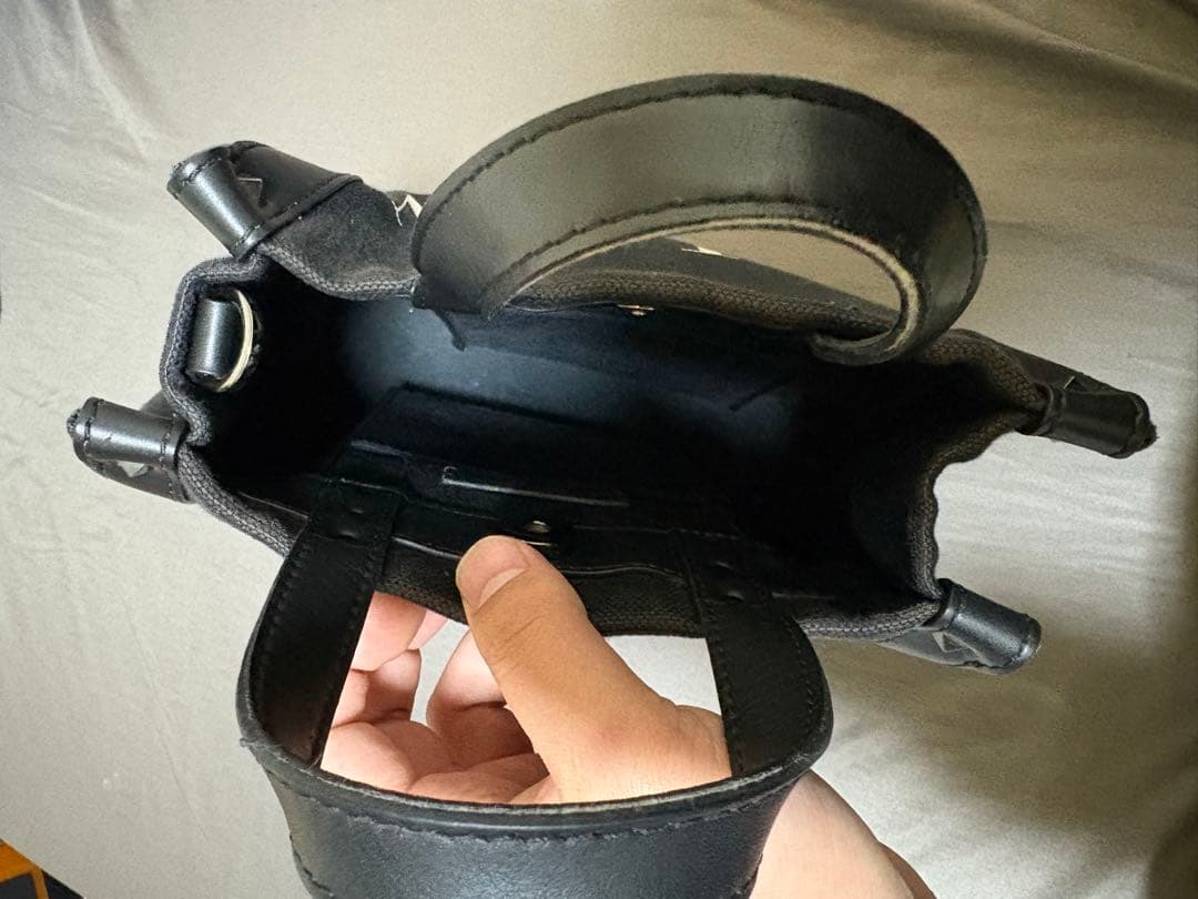 t*t様 VALENTINO VLTN ブラックトートバッグ