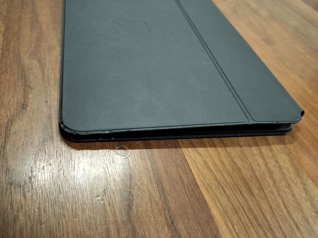 格安！Ipad Magic Keyboard　MXQT2J/A A2261