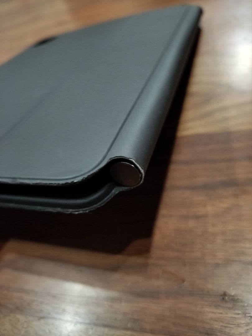 格安！Ipad Magic Keyboard　MXQT2J/A A2261