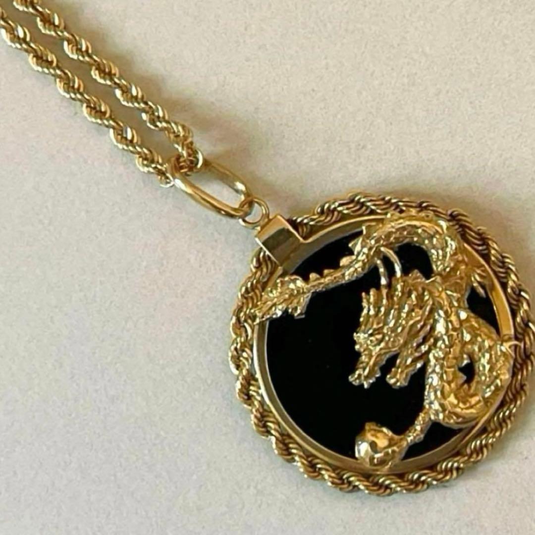 K１８ペンダント　オニキス　龍モチーフ　【特典付き】