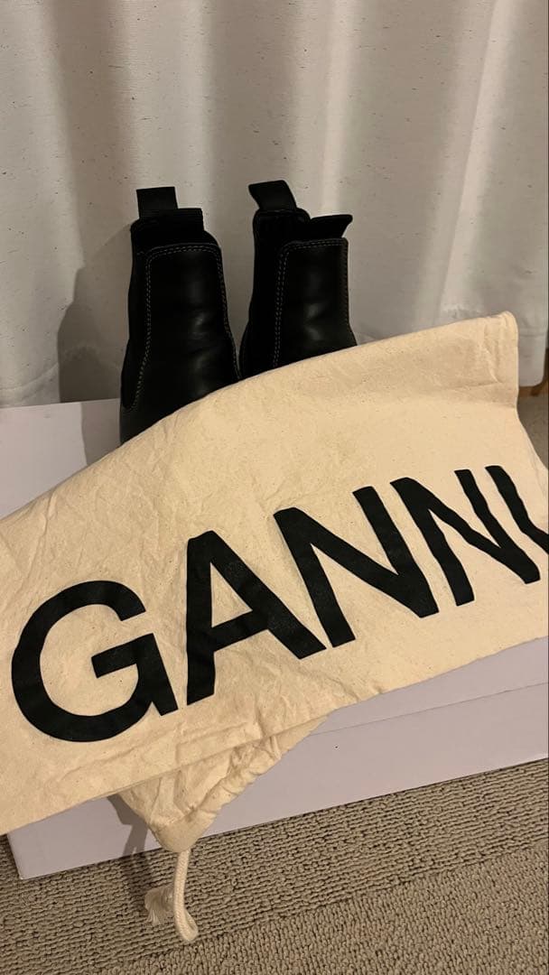 【最終値下げ！！】GANNI ブラック サイドゴアブーツ