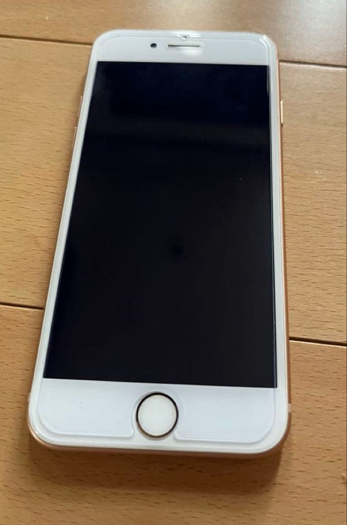 iPhone 8 ゴールド 本体　256