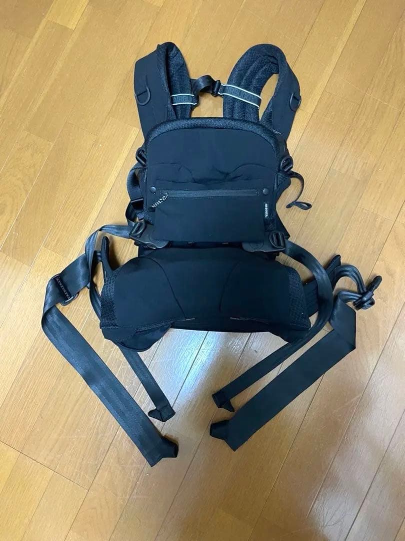 【美品】エアバギー　airbuggy 抱っこ紐