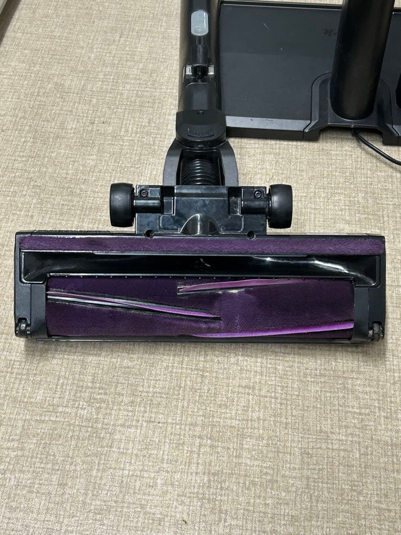 Shark シャーク　コードレススティッククリーナー　CS601JBK