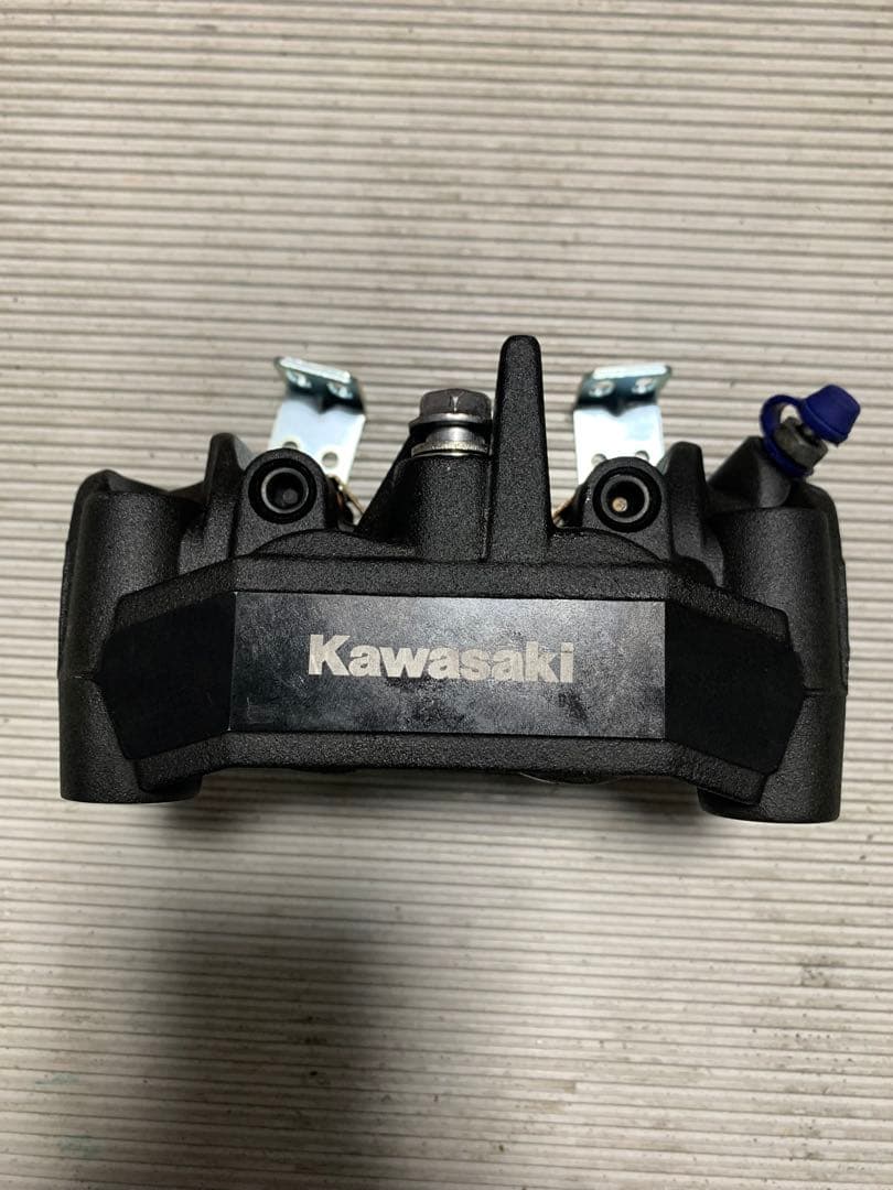 zx25r フロント純正キャリパー