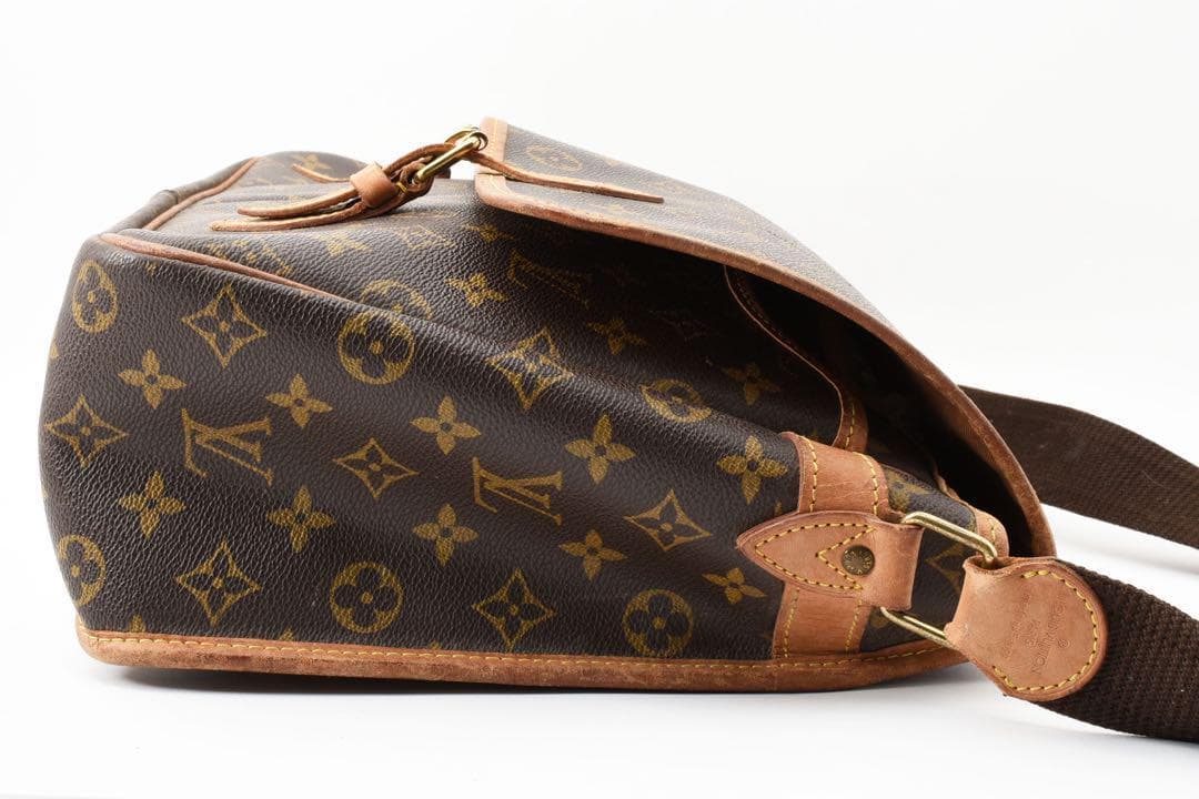 ルイヴィトン　ジベシエール　メッセンジャーバッグ　モノグラム　24092712