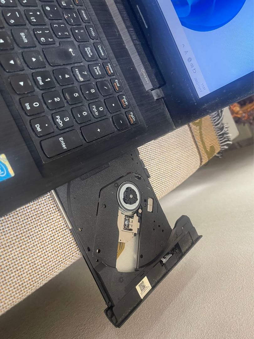 ノートパソコン/カメラ付/Windows11/大容量HDD/初心者向け★