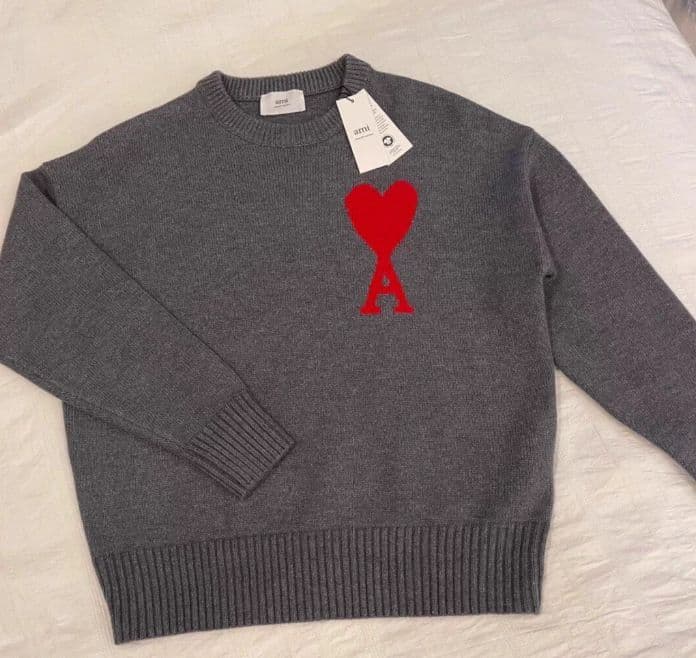 Ami paris グレー ニットセーター ハート A刺