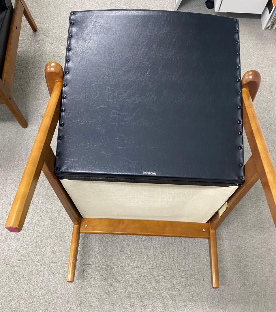 カリモク　ブラック 1人掛けソファ 合成皮革