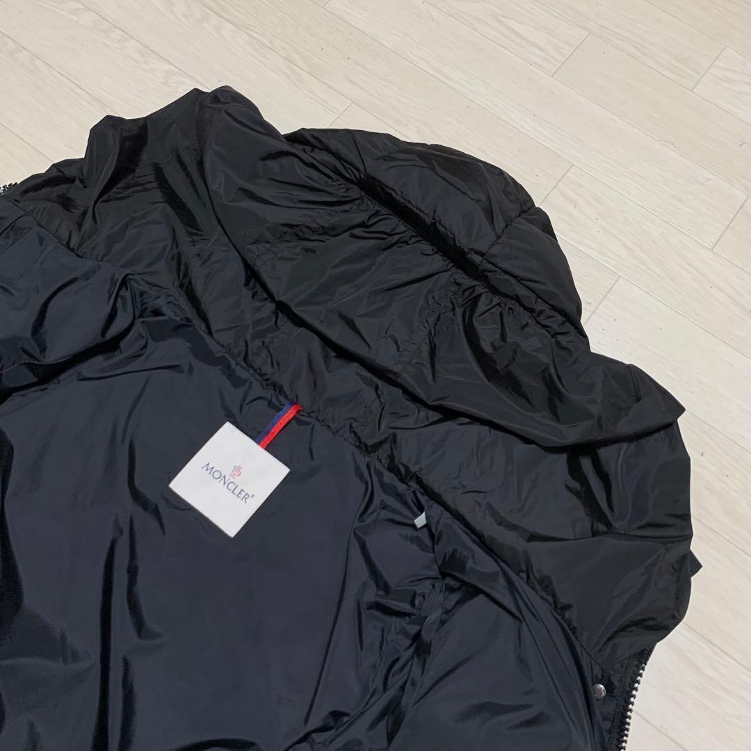美品★ MONCLER VAULOGETTE 黒 ダウン　フレア裾4D225