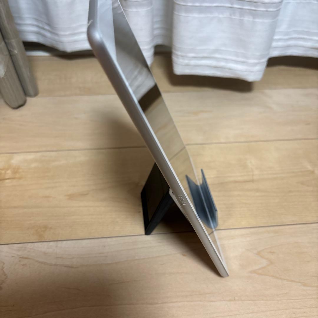 Apple iPad (第7世代) 128GB シルバー　 Wi-Fiモデル