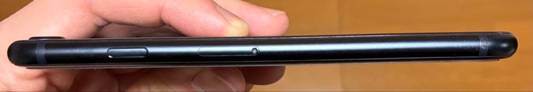 iPhone se3 ミッドナイト UQ mobile