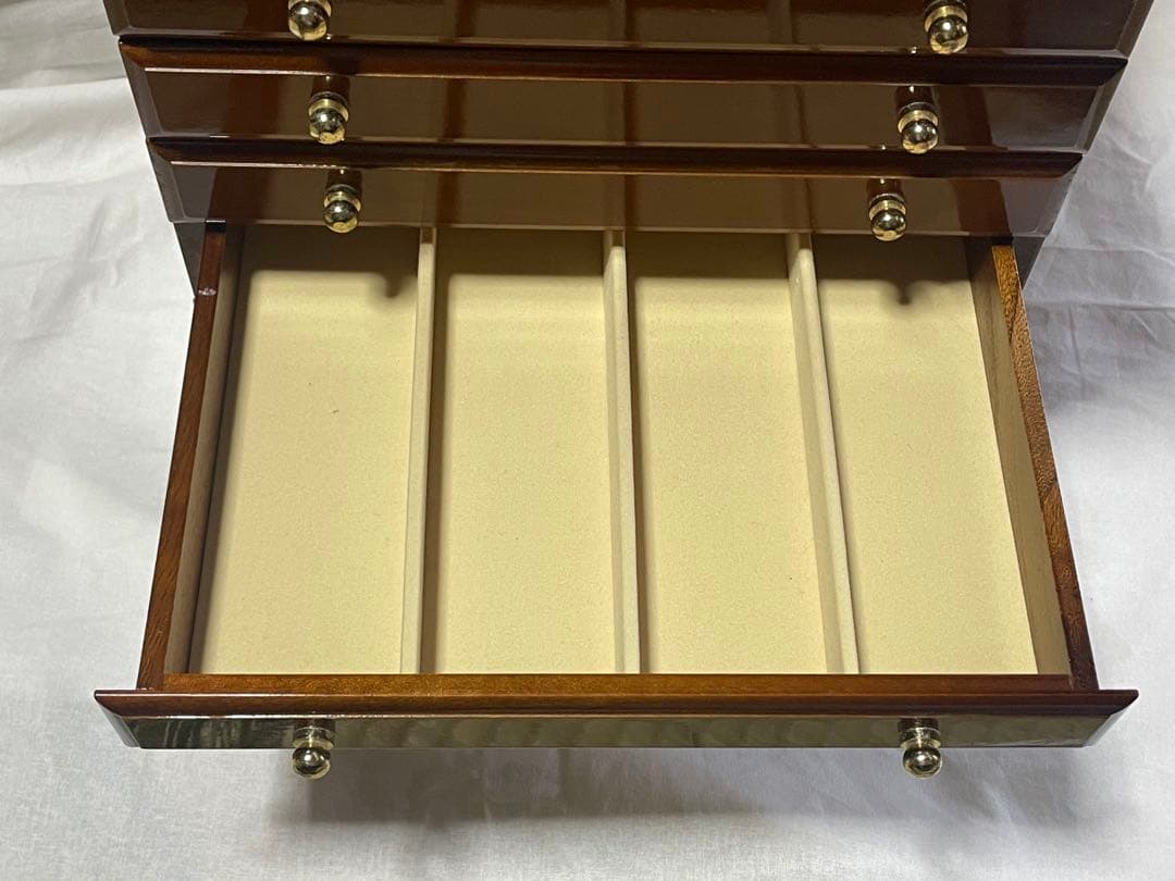 イタリア製　豪華な象嵌細工 ジュエリーボックス　ジュエリーボックス