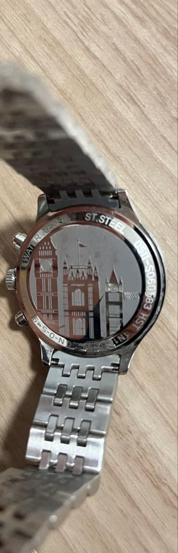 オ*ム様 洗練されたデザイン　Paul Smith 腕時計