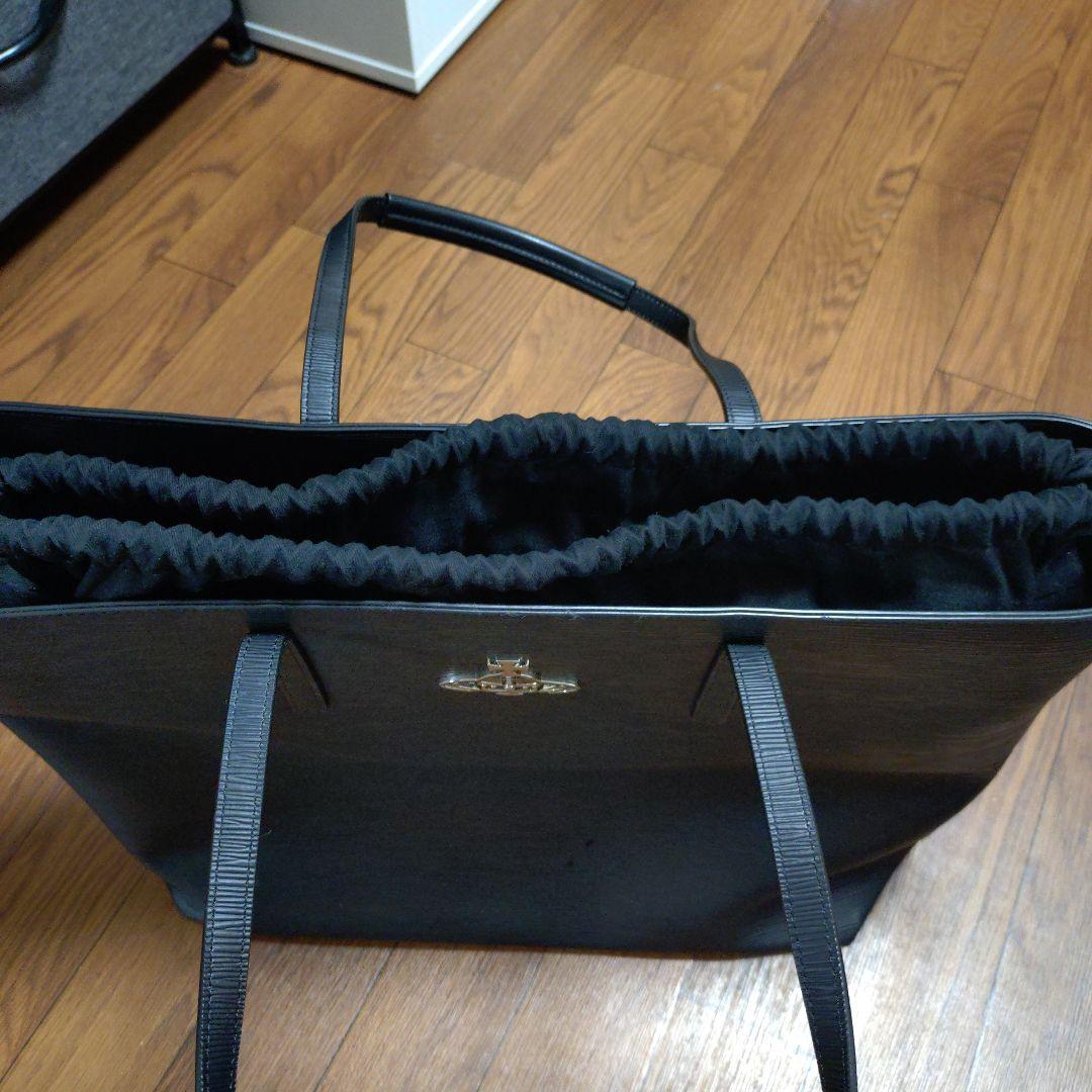 ハ*ー様 Vivienne Westwoodヴィヴィアンウエストウッドブラックト