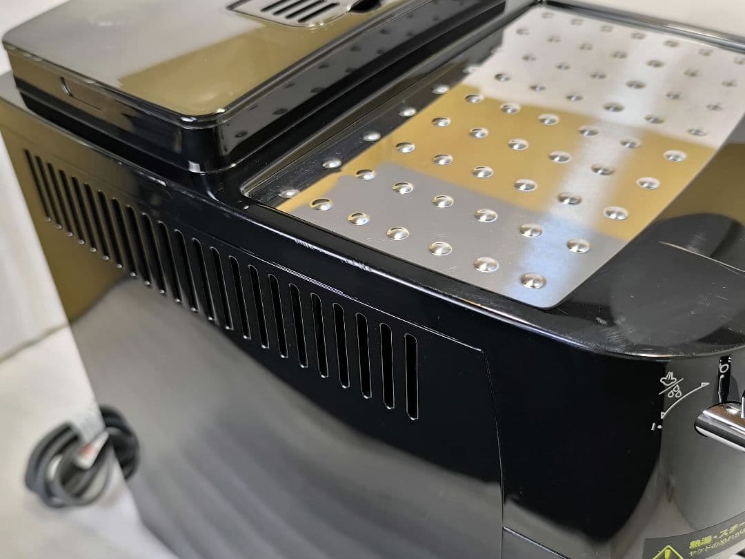 デロンギ　コンパクト全自動コーヒーマシンマグニフィカS ECAM22112B 3