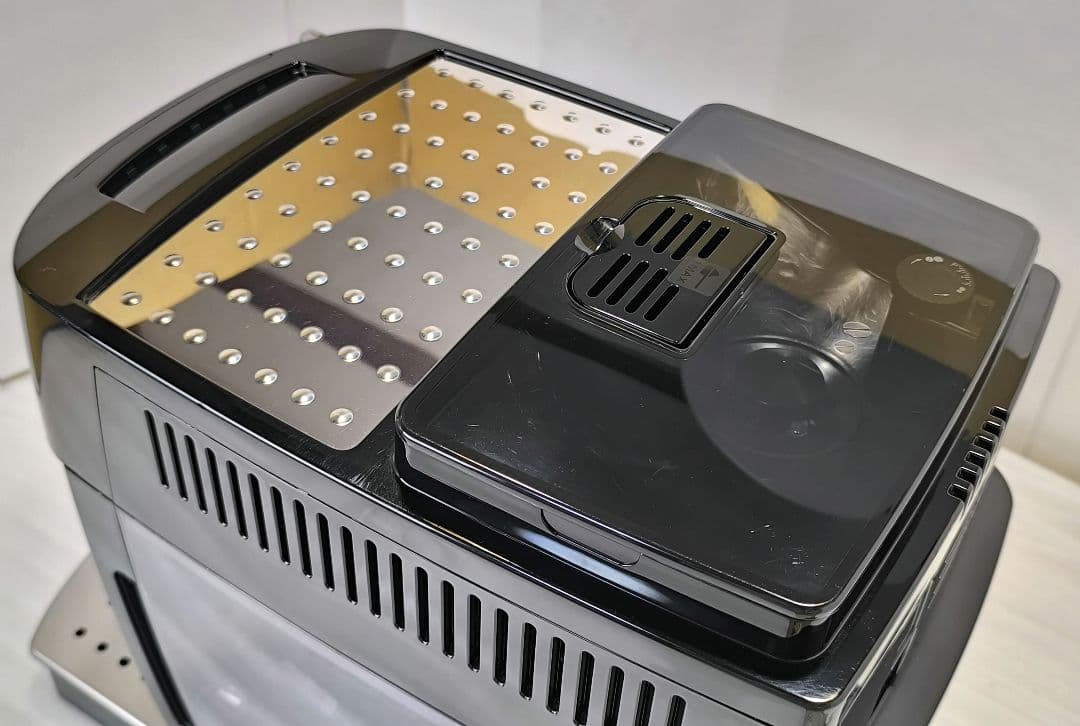 デロンギ　コンパクト全自動コーヒーマシンマグニフィカS ECAM22112B 3