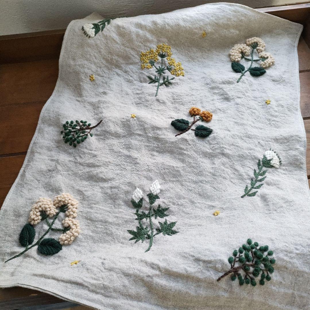 【あん様オーダー専用ページ】リネン刺繍　マルチクロス