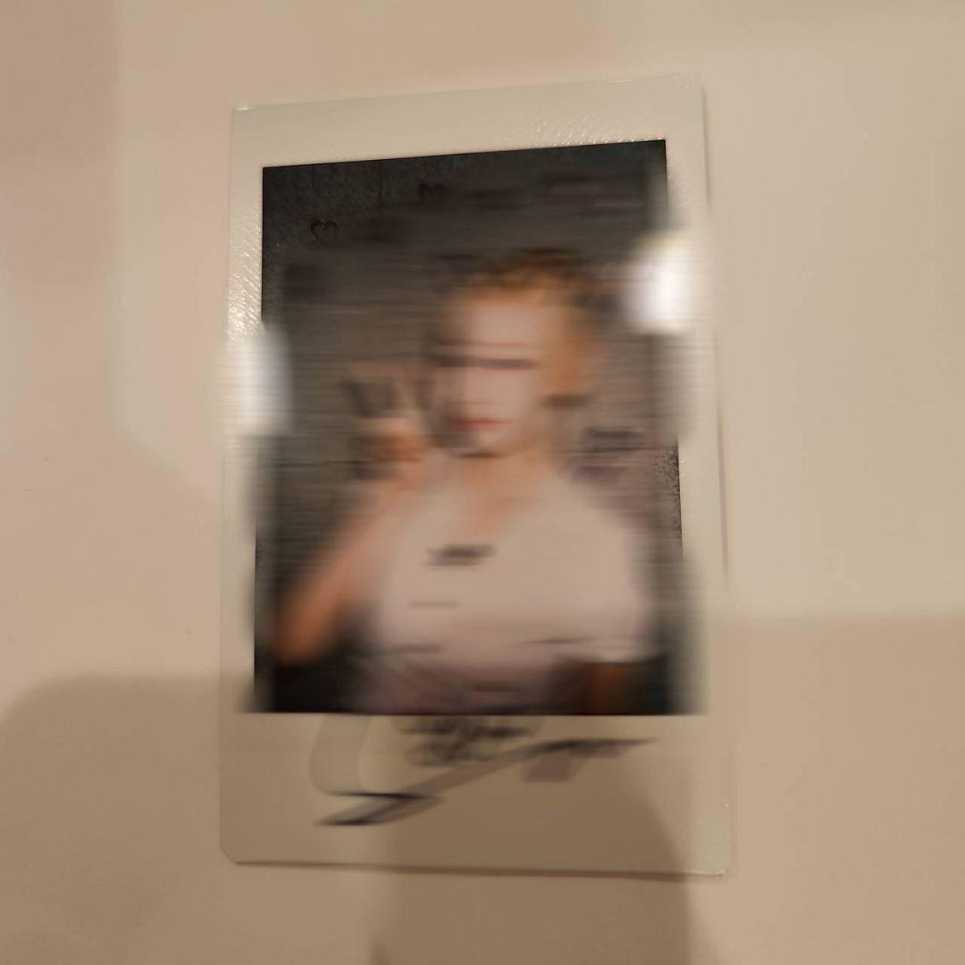 【美品】FIFTY FIFTY 　イェウォン　直筆サイン入りチェキ　ポラロイド