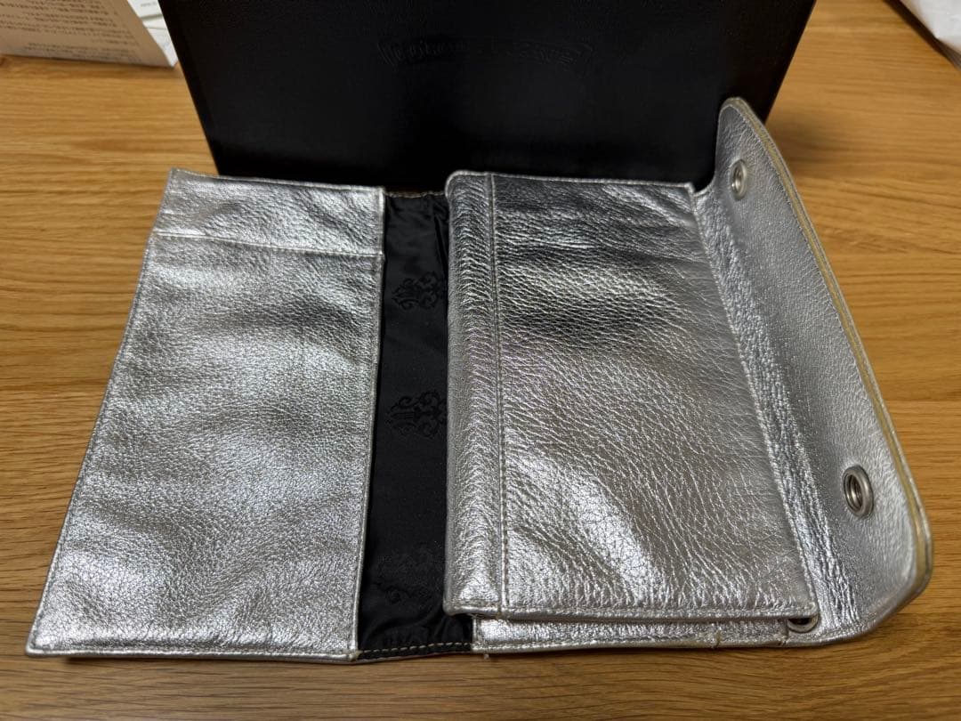 クロムハーツ シルバー レザー 長財布