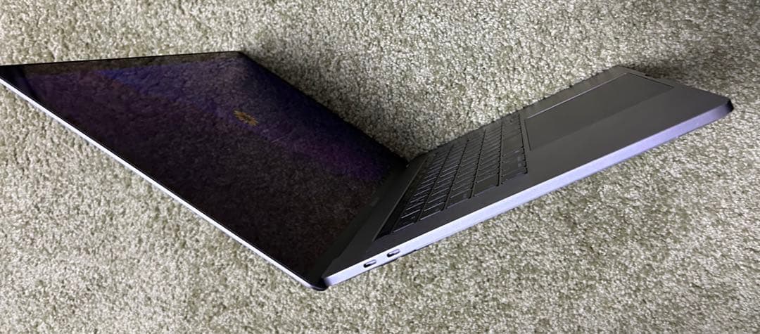 macbook pro 2018 16G 6コア