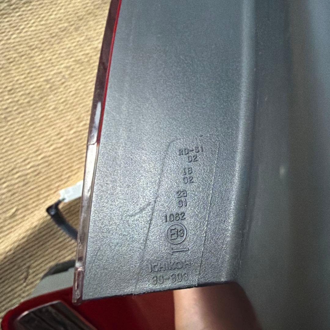 18クラウン GRS182 純正 テールランプセット