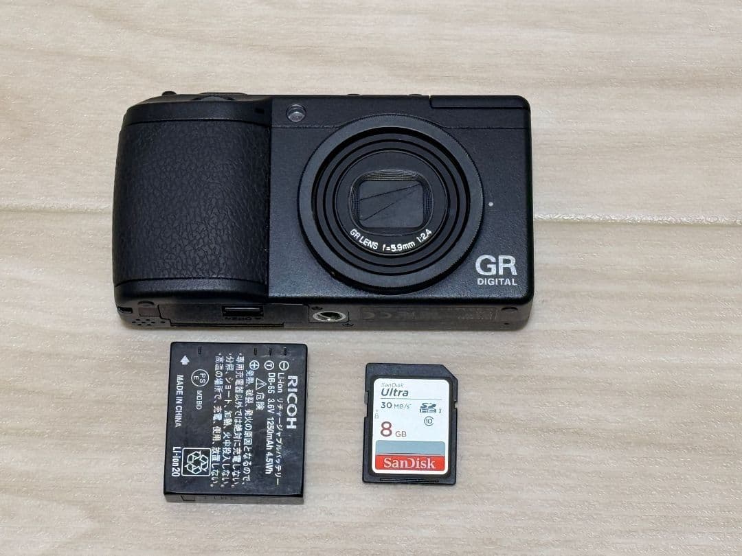 RICOH コンパクトデジタルカメラ GR DIGITAL II