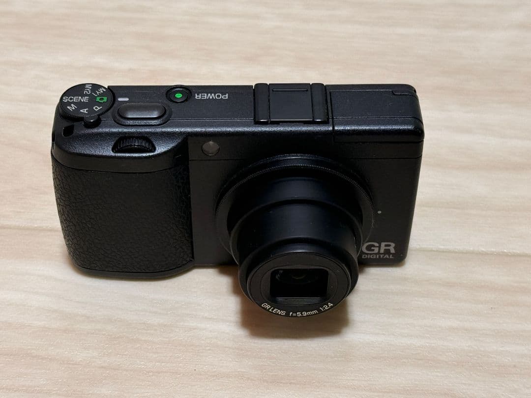 RICOH コンパクトデジタルカメラ GR DIGITAL II