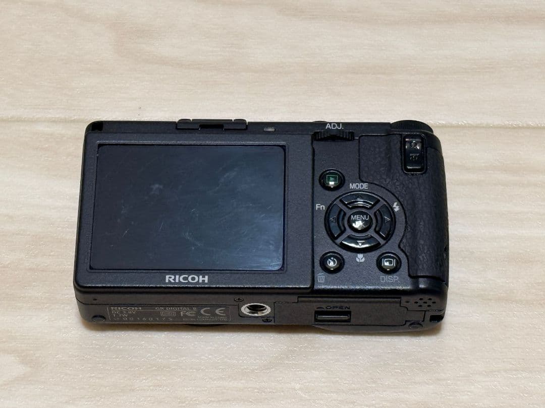 RICOH コンパクトデジタルカメラ GR DIGITAL II