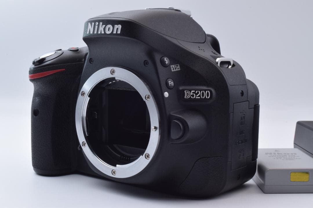 #47a 訳あり Nikon D5200 ボディ ショット数 4220